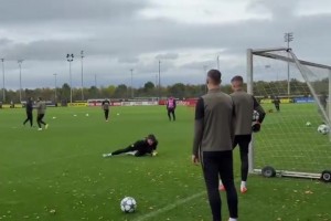 看球員射門訓(xùn)練也是一種享受！多特最新的訓(xùn)練小樣！