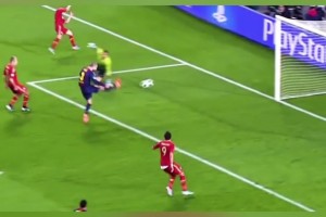 慶祝動作都準(zhǔn)備好了！你怎么搶哥的進(jìn)球呢！