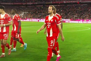 全能王！網(wǎng)友：我沒(méi)見(jiàn)過(guò)32歲的貝肯鮑爾，但我見(jiàn)到了32歲的凱恩！