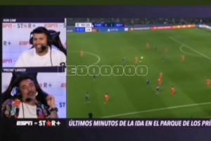 當(dāng)年阿圭羅和拉維奇看到帕瓦爾對(duì)梅西剪刀腿，直接炸了！