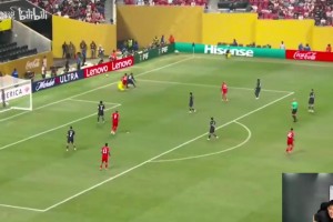 季前賽時(shí)多納魯馬把穆西亞拉整傷了，多納魯馬掩面痛哭！