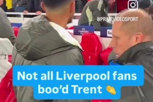 利物浦隊博主：球迷為阿諾德鼓掌，他毫無表示