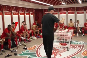 教父！回顧克洛普最后一次更衣室賽后演講：天空才是你們的極限！