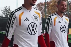 氛圍不錯(cuò)??！德國隊(duì)的訓(xùn)練日常！你的關(guān)注點(diǎn)是誰？