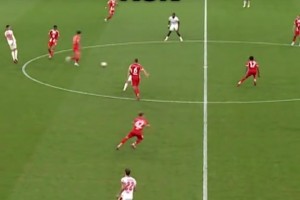 你敢想象昔日國安隊中的“大金子”暴力奔襲為凱恩送助攻嗎？