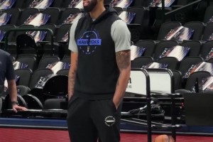 肉眼可見的胖！深陷交易流言的濃眉，什么時候才可以復(fù)出呢？