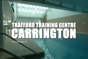 這是誰(shuí)的青春？03/04賽季曼聯(lián)的訓(xùn)練片段！年輕的C羅！