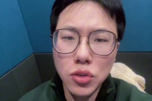 孔祥宇：六罰一中+進(jìn)攻犯規(guī)？獨(dú)行俠和尼克斯這比賽太抽象了…