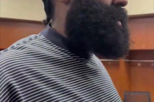 登哥無(wú)奈：我們不是健康陣容 誰(shuí)能打我們就用誰(shuí)（冷笑）