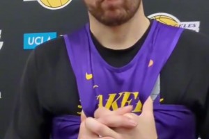 球隊(duì)上限在哪兒？東契奇：我們現(xiàn)在的目標(biāo)就是奪冠！