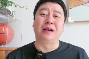 大史：今天看快船“死亡五老”上場(chǎng)，我直接傻了，這是正常人能排出的陣容？