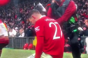 那天野花做了場玫瑰的夢？曼聯(lián)球迷：他從來不是什么野花！